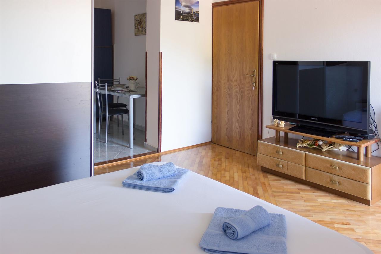 Apartments Marijana Senj  Luaran gambar