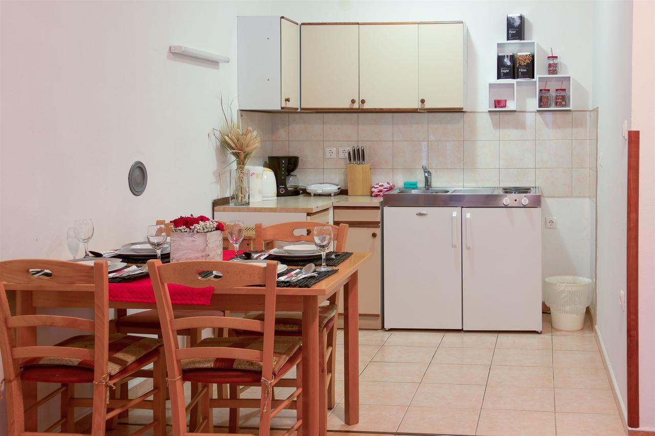 Apartments Marijana Senj  Luaran gambar