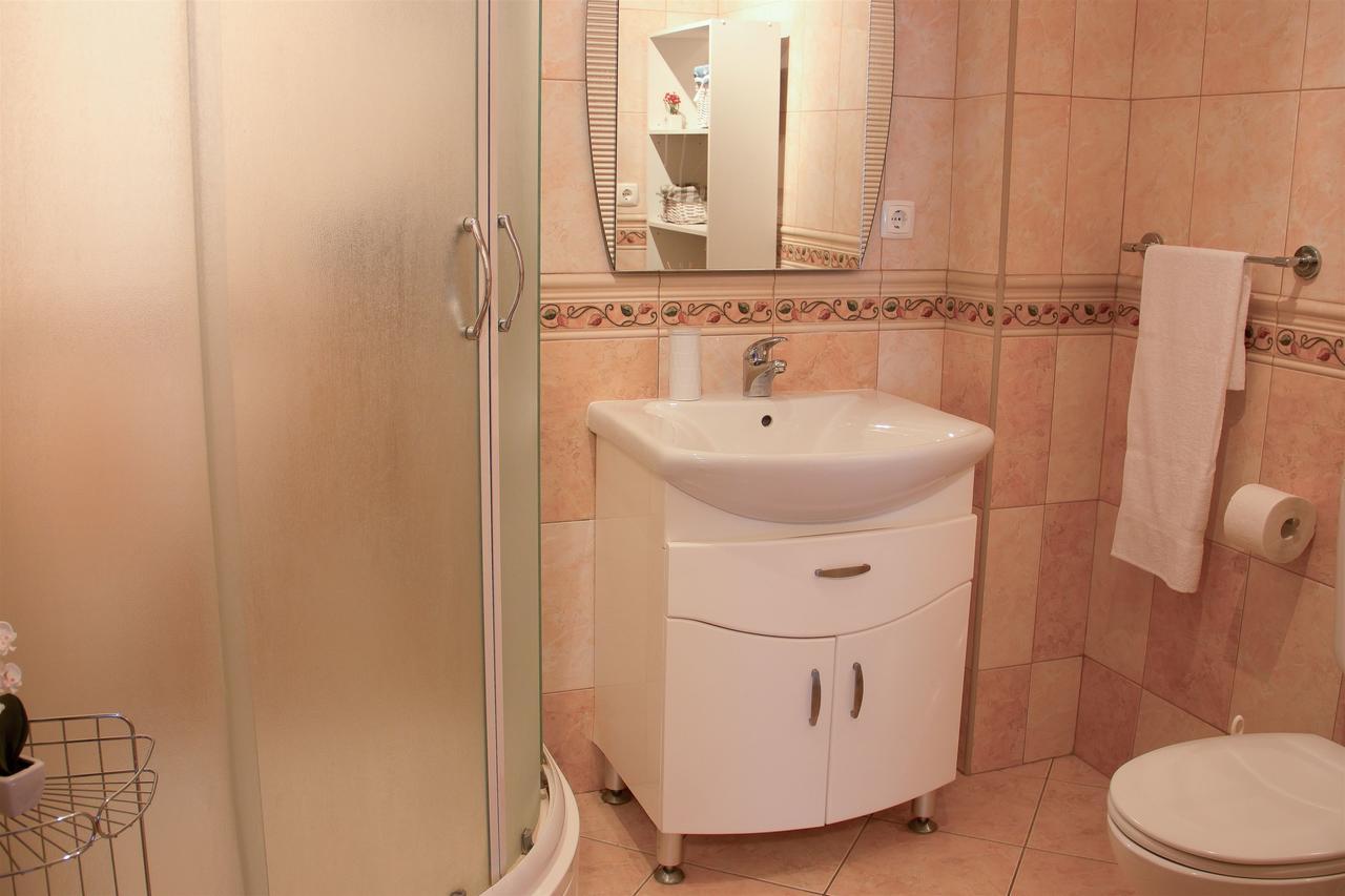 Apartments Marijana Senj  Luaran gambar